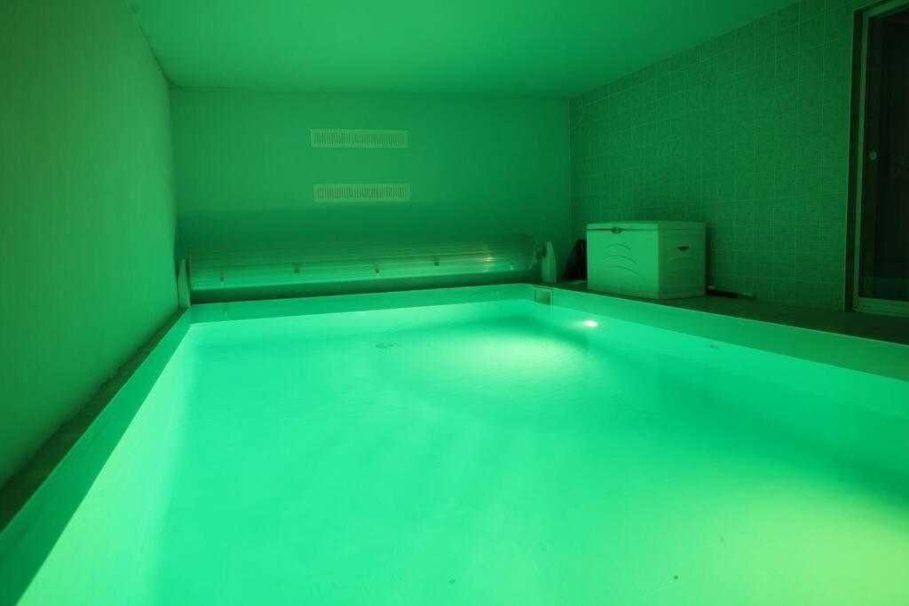 Villa Avec Piscine Interieure Holtzheim Ngoại thất bức ảnh